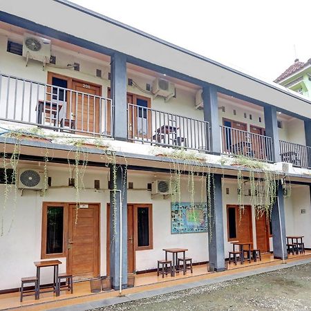 Hotel Wisma Ck Kebumen 外观 照片