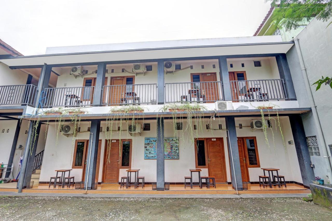 Hotel Wisma Ck Kebumen 外观 照片