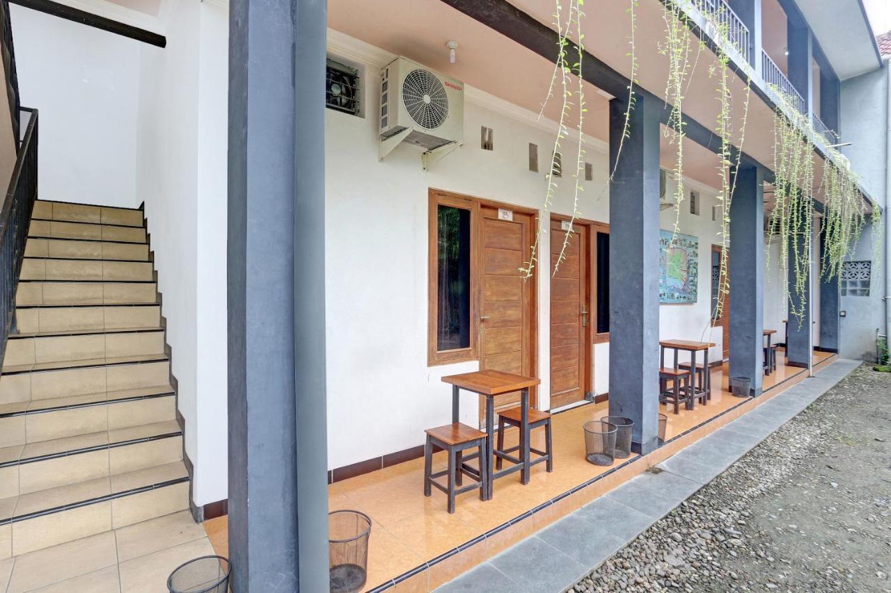 Hotel Wisma Ck Kebumen 外观 照片